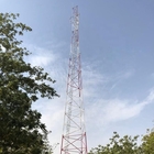 Torre de antena tubular galvanizada de las telecomunicaciones del ángulo de acero con los soportes