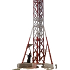 Torre de las telecomunicaciones del tejado con el relámpago Rod Fall Arrest Aviation Light del soporte