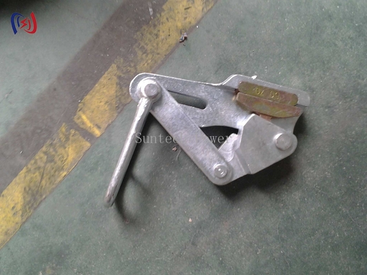 Clampada versátil y duradera para diversas necesidades de manejo de materiales
