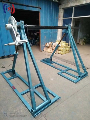 Un soporte de bobina de cable desmontable de 10 toneladas de capacidad, marco resistente a la corrosión para proyectos de subestaciones y transmisiones.