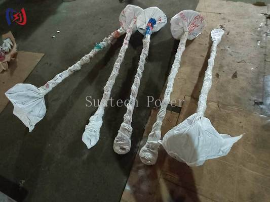 Excavadora de tierra profesional para la instalación de postes eléctricos y el trabajo de fundación