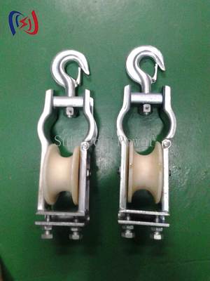 Bloque de tendido de conductor duradero con poleas de 660*560*100mm, vida útil de un año y conductor máximo LGJ1250 para obras de construcción