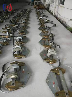 Elevador de conductores de fisión múltiple de trabajo pesado para el manejo simultáneo de múltiples conductores y una mayor seguridad de los trabajadores