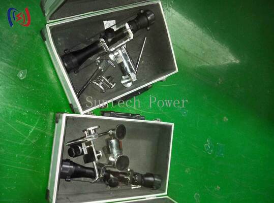 Alcance de zoom profesional con ampliación de 4x para mediciones precisas de sag y operación en tierra