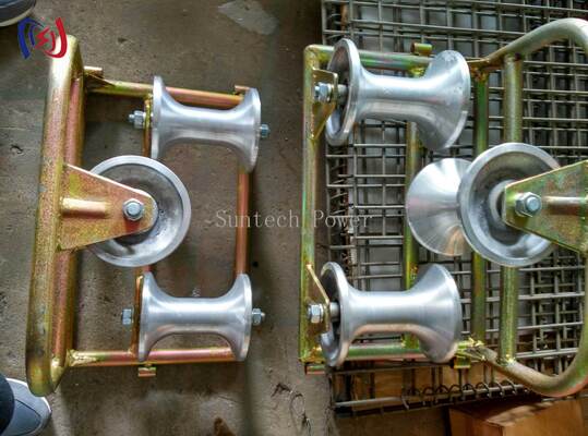 Tri-Sheave profesional de rodillos de tierra de esquina para protección contra curvas de 90 grados con carga nominal de 10KN y diseño resistente a la corrosión