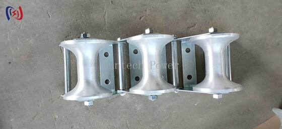 Rodillo de cabecera de cable de carga nominal profesional de 10-20KN con construcción de polietileno duradero resistente a la corrosión para la protección de la entrada de la alcantarilla