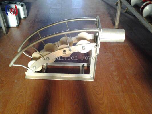 Rodillo profesional de protección de entrada de cables serie C con diámetro de tubo de 80-200 mm para tracción de cables resistente a la corrosión y de baja fricción