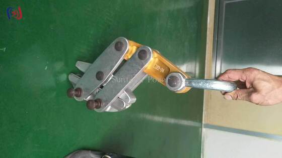 Pinza de cuerda de acero antitorsión, abrazadera con carga nominal de 50-200KN para tendido de líneas de transmisión de 11-30 mm