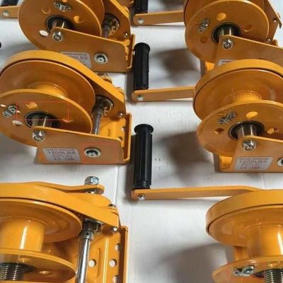 Torno manual de la manivela 2600lbs de los Ss 304 del tornillo de cierre del uno mismo