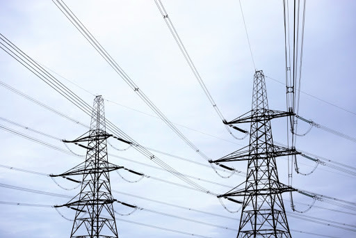Torre de acero del enrejado de 33KV 130KV 500KV para la transmisión de poder