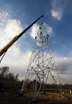Torre galvanizada sitio de Electric Power del acero del ángulo de 132KV OHTL