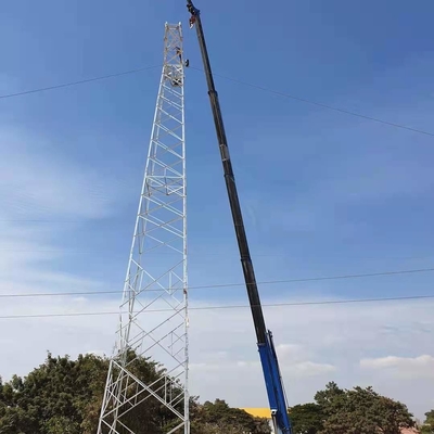 La inmersión caliente 115KV galvanizó la torre de acero de la telecomunicación