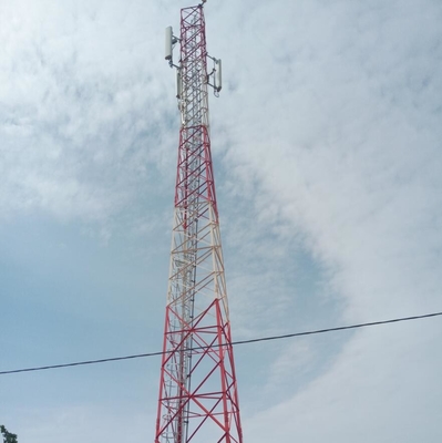 Torre de acero de la telecomunicación angular 10meter de Sst galvanizada con la luz de la aviación