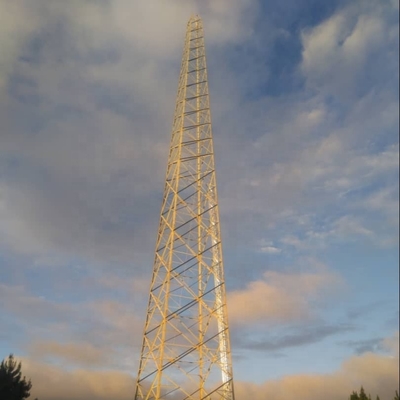 Torre de acero el 100m de las telecomunicaciones angulares de la TV con la inmersión caliente galvanizada