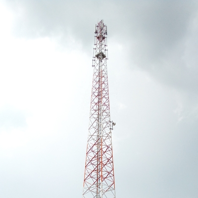 Palo del 100M Gsm Antenna Tower y luz de obstrucción angulares de la aviación de los soportes