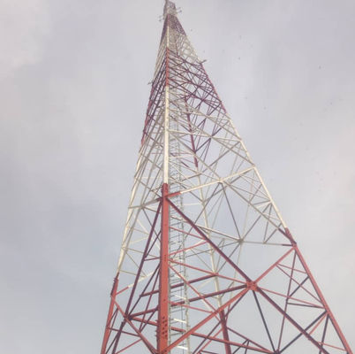 Torre 3 o de la telecomunicación de la galvanización de la inmersión caliente pierna 4