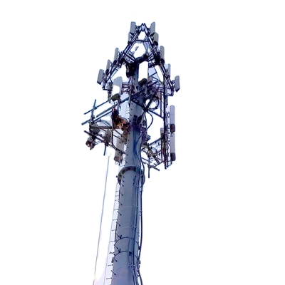Palo galvanizado telecomunicaciones de Guyed con los accesorios relacionados