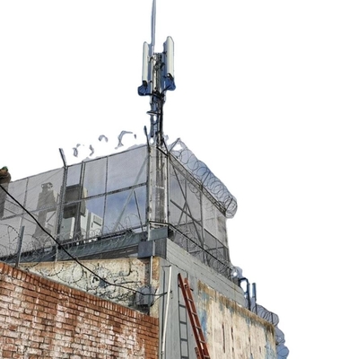 Acero galvanizado Q235 Q345 de poste de la torre del palo de la antena del tejado de la inmersión caliente